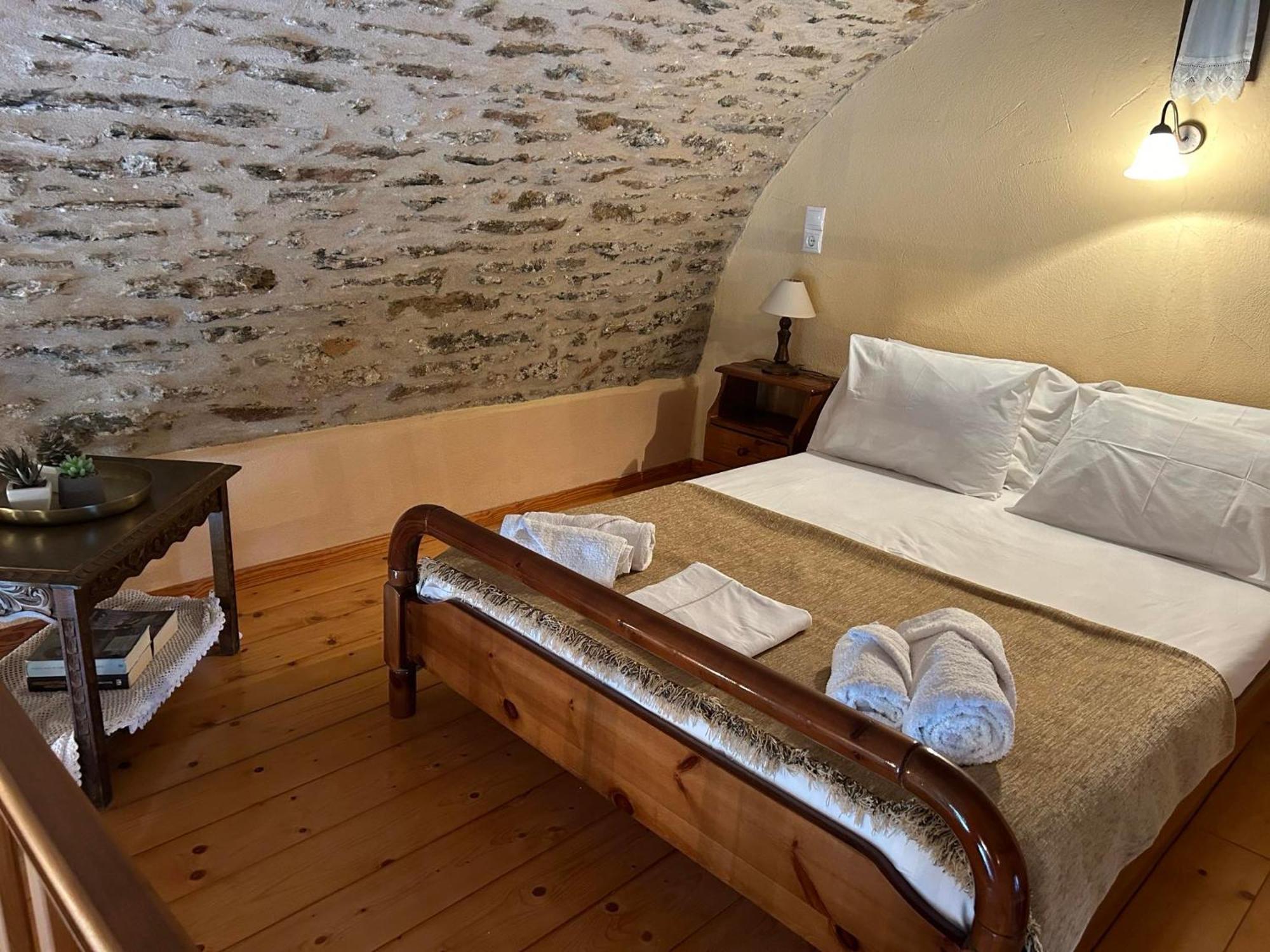 Guesthousekamara Monemvasía Buitenkant foto