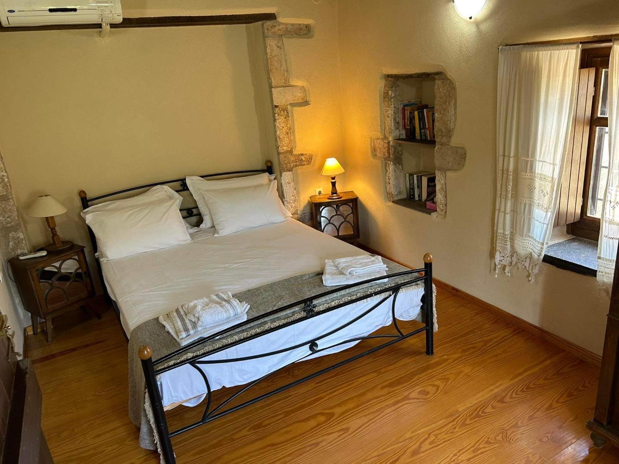 Guesthousekamara Monemvasía Buitenkant foto